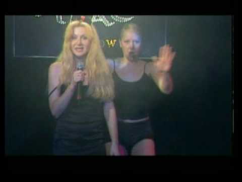 Видео: Макаровна - Получила диплом (Гол-стоп сдоба)