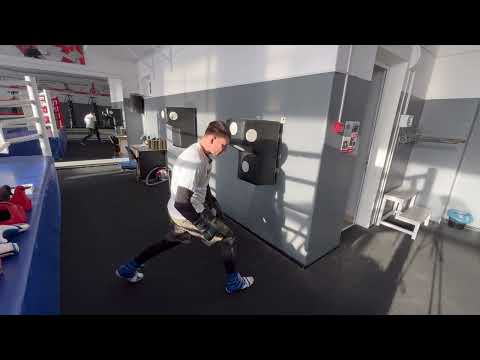 Видео: САМЫЙ ПОДХОДЯЩИЙ снаряд для НОВИЧКА в боксе!