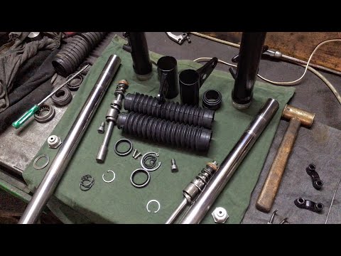 Видео: РЕСТАВРАЦІЯ. Мотоцикл Ява 350/638-1-03 1990 року ЛЮКС. Збираю передню вилку, пера. Заміна сальників.