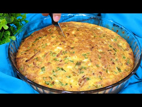 Видео: Этот ароматный пирог тает во рту! Я делал это всю неделю, и мы хотим еще. Невероятно вкусно