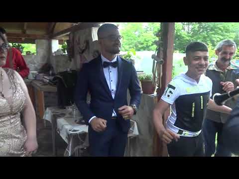 Видео: АБИТУРИЕНТСКИ БАЛ НА ВЛАДКО