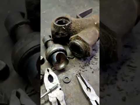 Видео: Ремонт кінцевого крану