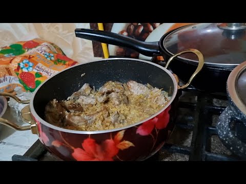 Видео: Жарю и тушу  свинину кусочками.Готовлю булгур с  мясом. #Домашняя еда #Вкусно и сытно!#Готовим дома!