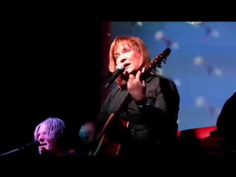 Видео: Настя Полева "Голоса"