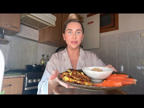 Видео: Меня соблазнила женщина/Поклонник хотел ночевать у меня на коврике/Мукбанг