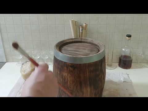 Видео: Подготовка и заливка дубового бочонка!!!