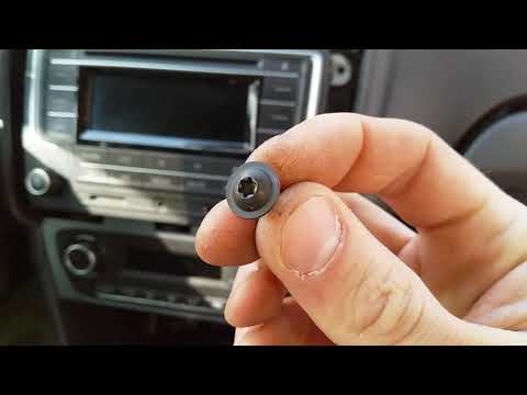 Видео: Подсветка бардачка в ФВ Поло седан