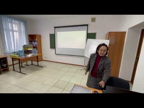 Видео: Оразақын Асқар "Шетте жүрген бауырларға" өлеңі