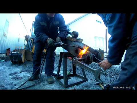 Видео: Замена втулок на экскаваторной установке ЭП  wz 30-25 апрель 2019