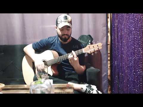 Видео: Хиромон гашта меой - Аз дили ман рафтаи ( точик бача бо гитара 2021 )