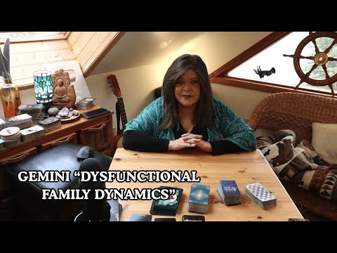 Видео: БЛИЗНЕЦЫ 🪨"НЕБЛАГОПОЛУЧНАЯ СЕМЕЙНАЯ ДИНАМИКА"🌱 ЭТО МОЖЕТ ИЗМЕНИТЬСЯ, КАК ТОЛЬКО ЛЮДИ РАСПОЗНАЮТ З...