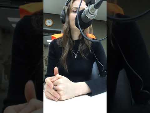 Видео: Алия Карачурина кияугә чыксам сәхнәдән китәм диме?