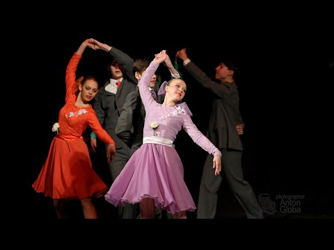 Видео: "Школьные годы", ансамбль "Школьные годы". "School years", ensemble "School years".