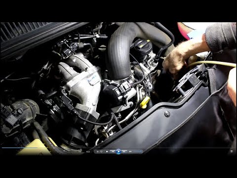 Видео: Что лучше откачать масло или слить через пробку на VW Transporter T6  Фольксваген Транспортер 20 TDI