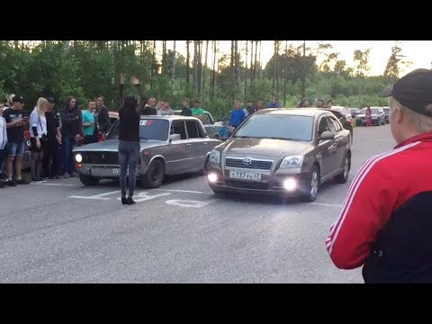Видео: ШОХЕР НА ГОНКАХ!