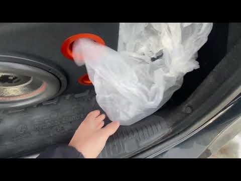 Видео: Пассивный сабвуфер DL Audio Piranha 12 Double Port V.2 в Hyundai Elantra