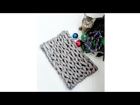 Видео: Снуд из шерсти мериноса, связан руками // Merino wool Snood.