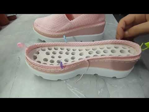 Видео: Розовая нежность. Часть 1. Подошва на размер больше. Особенности вязания.