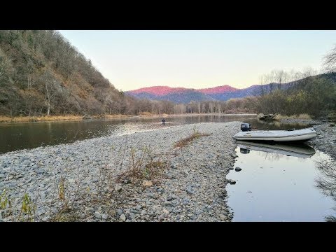 Видео: р.Иман, закрытие сезона 2018. Таймень, хариус, щука