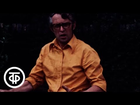 Видео: Наш сад. Посадка яблонь. Разводим нутрий (1982)