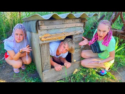 Видео: НАШЛА МЛАДШЕГО БРАТА В СОБАЧЬЕЙ БУДКЕ!!