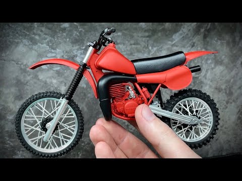 Видео: ДИОРАМА с БОЛЬШОЙ моделью МОТОЦИКЛА Honda. Moto diorama 1/12