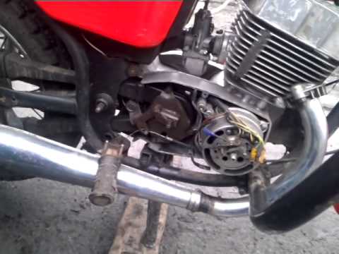 Видео: ЯВА 638 12V Работа зажигания на одном прерывателе!!!!