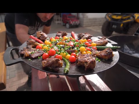 Видео: МЯСО на ГРИЛЕ с ОВОЩАМИ на СКОВОРОДЕ.