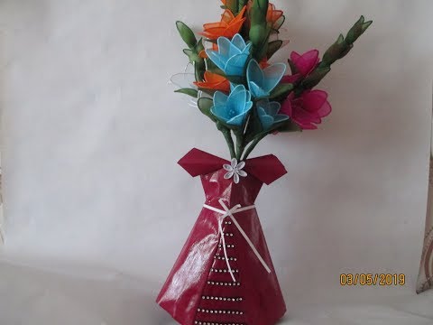 Видео: Рукоделие. Вазочка-платье и газеты. Декор