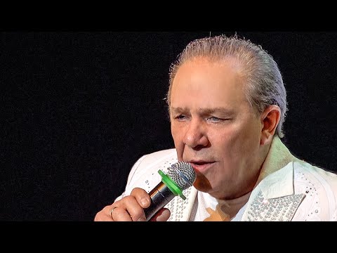 Видео: МОСКВА ЗЛАТОГЛАВАЯ (муз. Шолом Секунда - сл. народные, 1909 г.) Поёт Владимир ДЕВЯТОВ (ЦДКЖ, 2025 г)