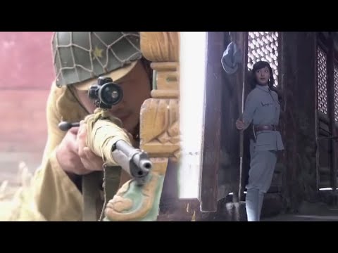 Видео: 6 японских снайперов демонстрируют невероятную точность, но женщина-мастер уничтожает их всех одним