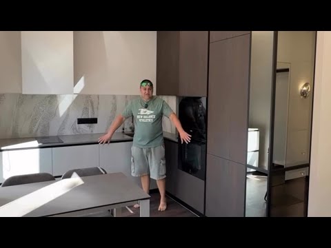 Видео: Современная кухня в минимализме. Кварцевая столешница. Blum. #pilamebel #дизайнмебели #мебель 