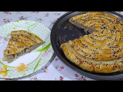 Видео: Вкуснейший пирог-улитка с мясом!