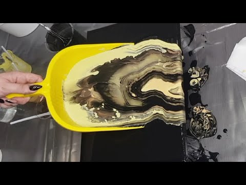 Видео: Флюид арт, техника "Совок"\ Fluid art, technique - scoop \ Абстракция акрилом