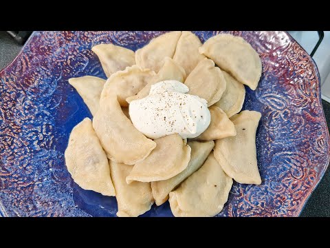 Видео: Русские вареники. Специальное тесто и три необычных начинки, которые вы захотите повторить.