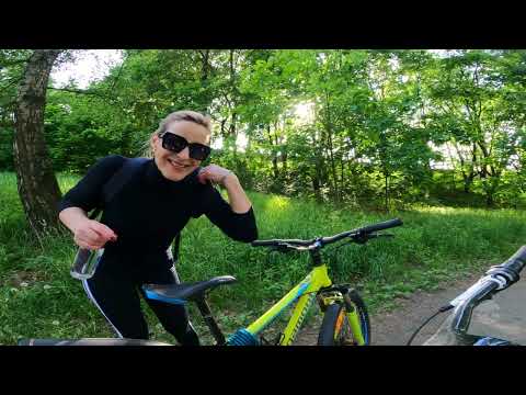 Видео: Как крутить педали на велосипеде. Когда переключаться. Велопрогулка с Наташей. Минск 20.05.2024