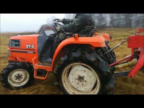 Видео: испытание роторной косилки чистка поля Кубота GT-3