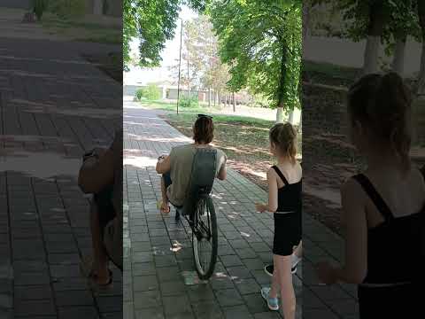Видео: Линепед общение в парке.