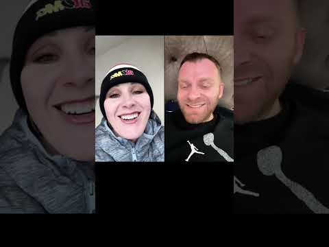 Видео: Чищу снег и машину.Батл с Самвелом.Куй на снегу)🇨🇦