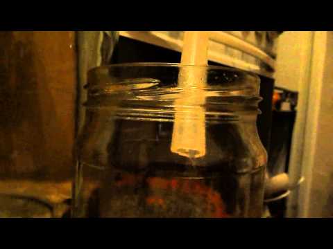 Видео: Бурбон по домашнему. Часть 3 - дробная дистилляция