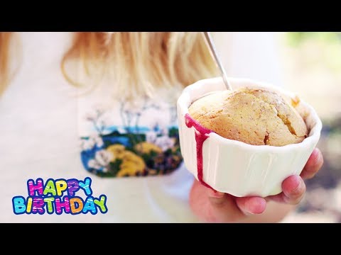 Видео: КНИЖНЫЙ ЗАВТРАК | СЛИВОВЫЙ ПУДИНГ ЛЕДИ ГОТ | ПРО ВОЗРАСТ