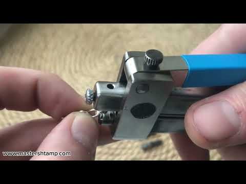 Видео: Пресс ручной  пломбиратор клеймение любых ювелирных изделий