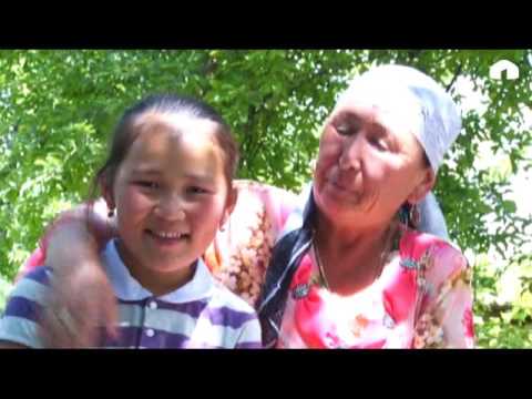 Видео: Мээрим: келечекте врач болгусу келген Даткайым