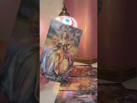 Видео: ✨Какво мисли за отношенията ни, как ги вижда в бъдеще ✨#ТАРО #ТАРОКАРТИ 