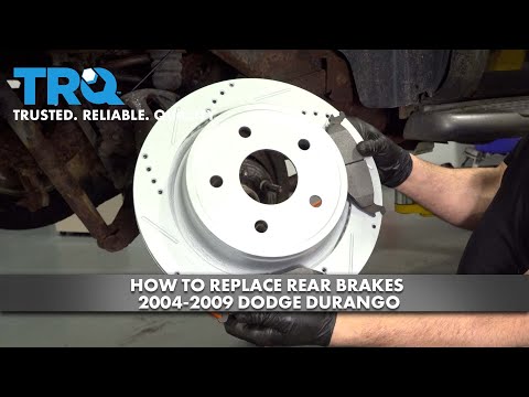 Видео: Как заменить задние тормоза Dodge Durango 2004-2009