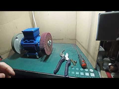 Видео: 57. Заточка секаторов на коммерции.