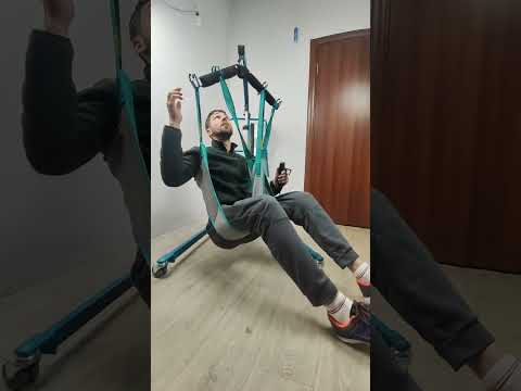 Видео: Підйомник електричний для пересадки інвалідів AKS Foldy б/в