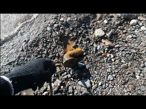 Видео: Поиск МЕТАЛЛА на обочинах дорог, без металлоискателя.