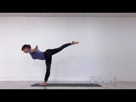 Видео: Пилатес. Укрепление мышц живота и ног