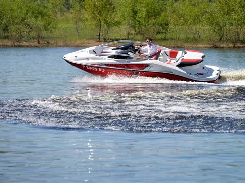 Видео: Сняли катер без капитана / Прогулка по Пироговскому водохранилищу / На катере по Москве